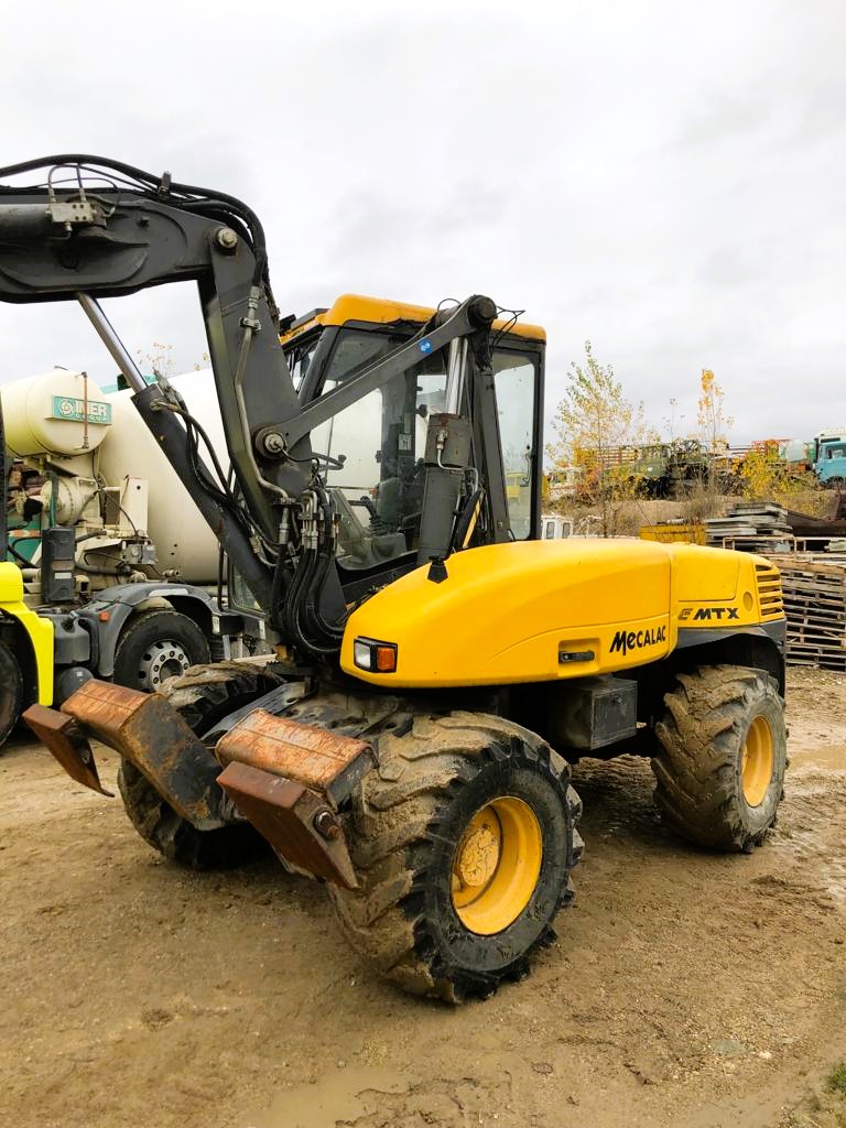 Pelle Mecalac 12 MXT